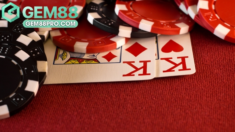 Phỏm Là Gì - Hướng Dẫn Chơi Phỏm Thắng Lớn Tại Gem88 - Luckymoro68